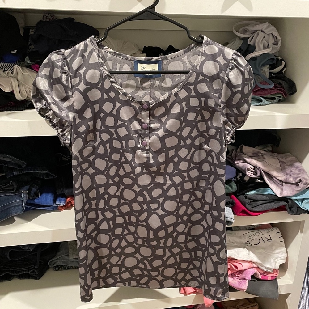 Francescas patterned blouse. NWT